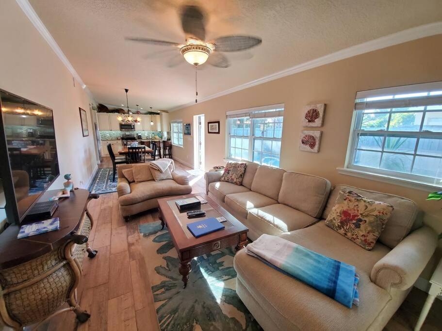 Bahamian Cottage - Heated Pool Walk To The Beach Cocoa Beach Exterior foto